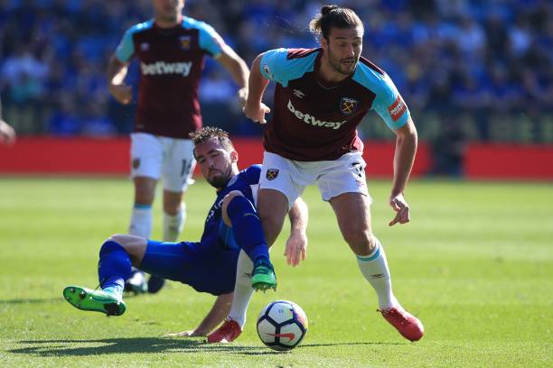 在首局比赛 在首局比赛