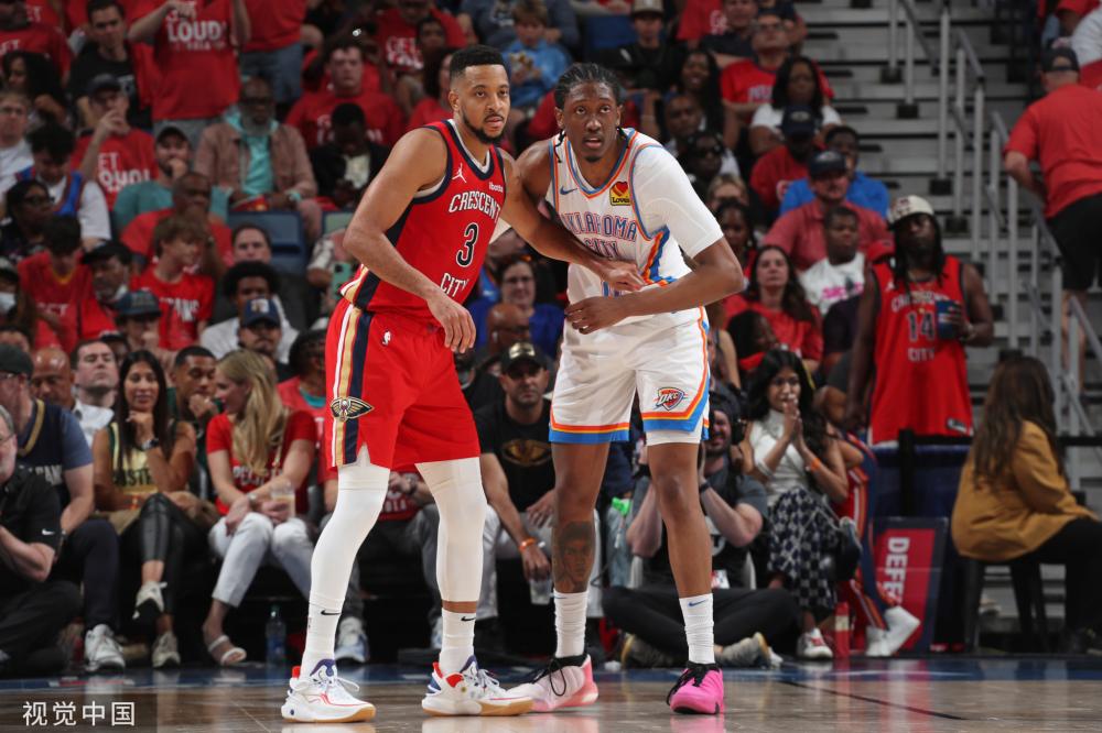 9亿美元 9亿美元