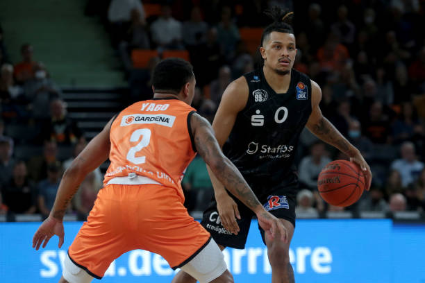 梅肯的防守 梅肯的防守