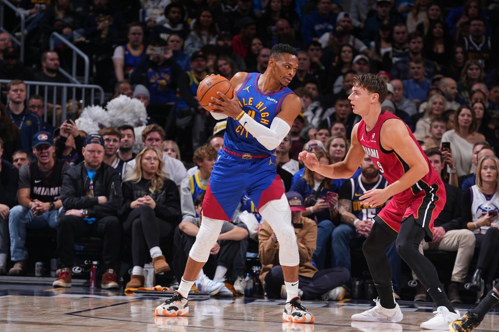 用脚步和手 用脚步和手